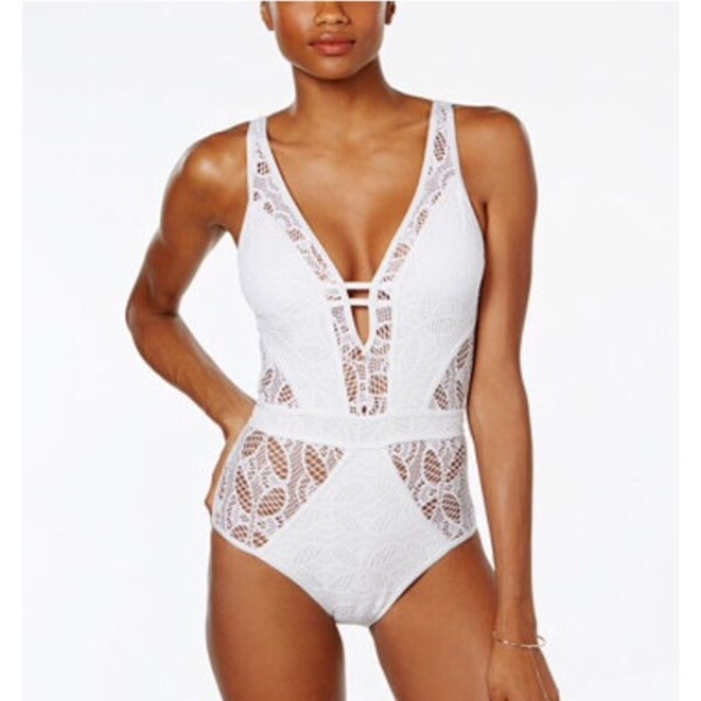 Brand NEW Becca bathing suit